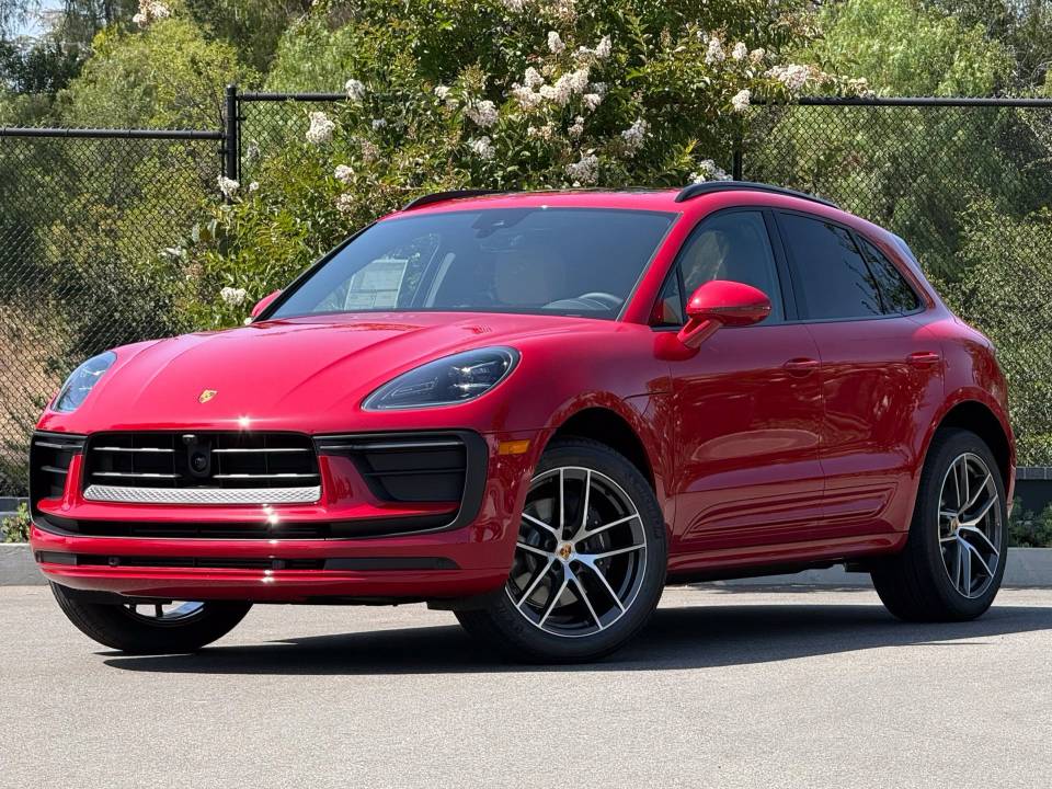 2026 Porsche Macan
