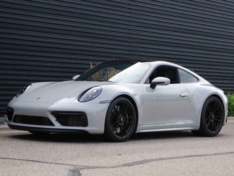 2023 Porsche 911