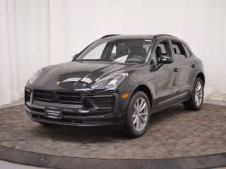 2026 Porsche Macan T - Photo 1