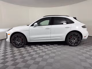 2026 Porsche Macan S - Photo 9