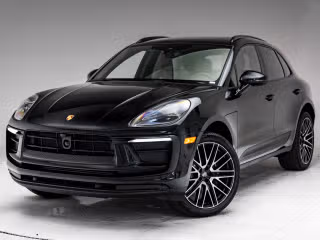 2026 Porsche Macan's photo