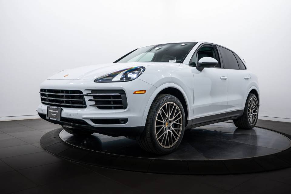 2023 Porsche Cayenne Base