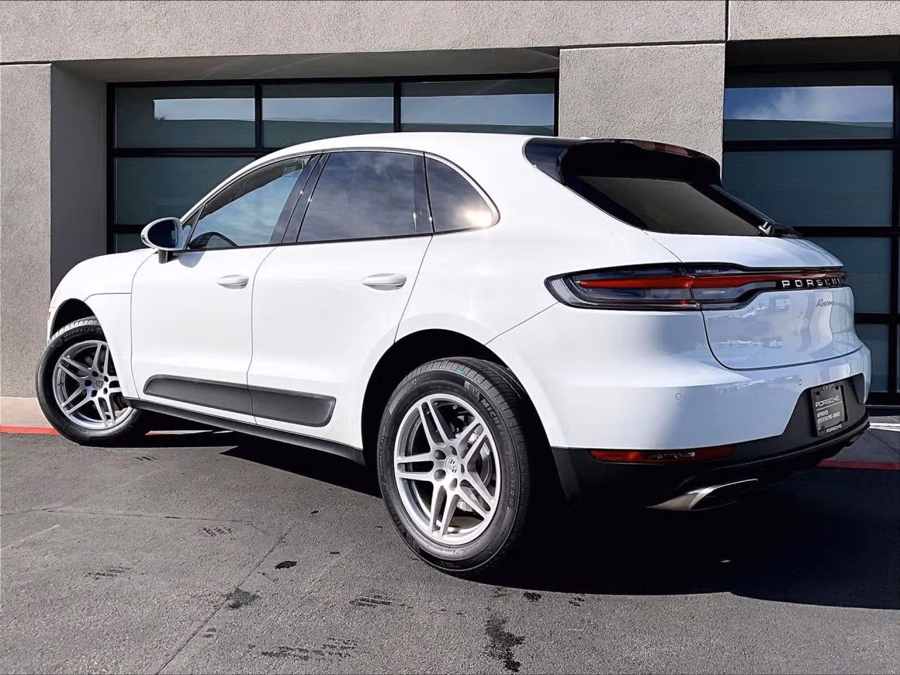 2021 Porsche Macan Base - Photo 20