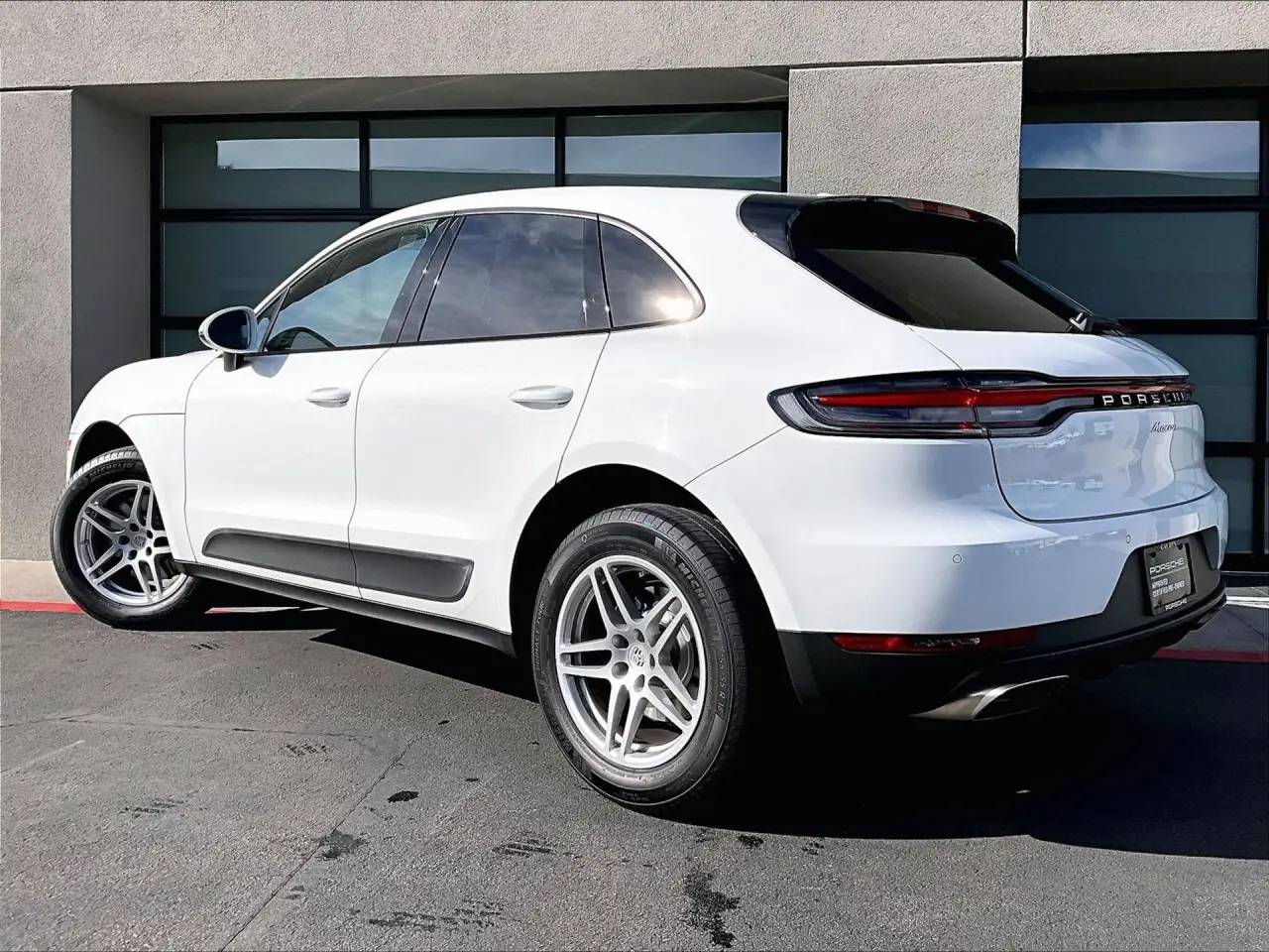 2021 Porsche Macan Base - Photo 24