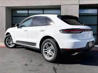 2021 Porsche Macan Base - Photo 21