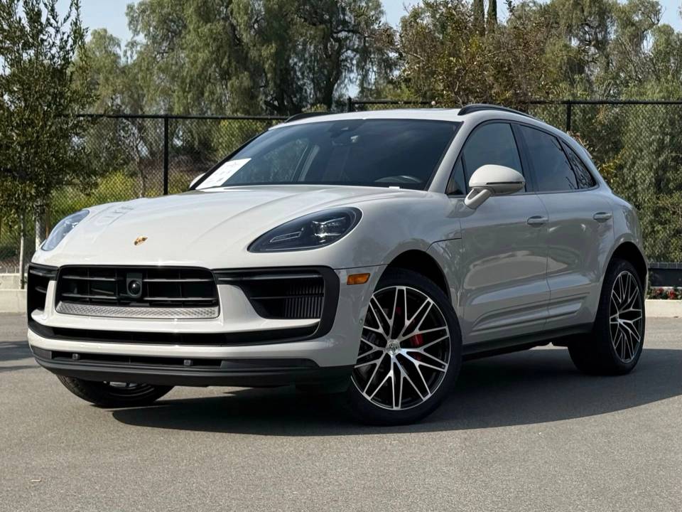 2023 Porsche Macan S