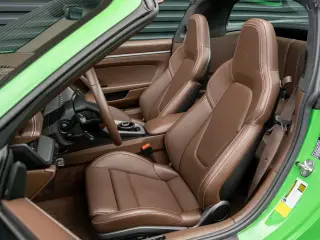 2024 Porsche 911 - Photo 37