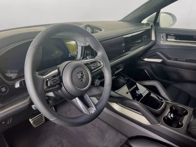 2026 Porsche Cayenne Coup Turbo E-Hybrid - Photo 26