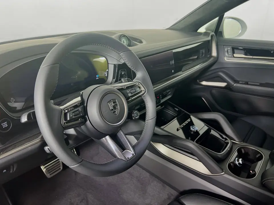 2026 Porsche Cayenne Coup Turbo E-Hybrid - Photo 31