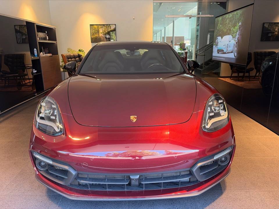 2023 Porsche Panamera