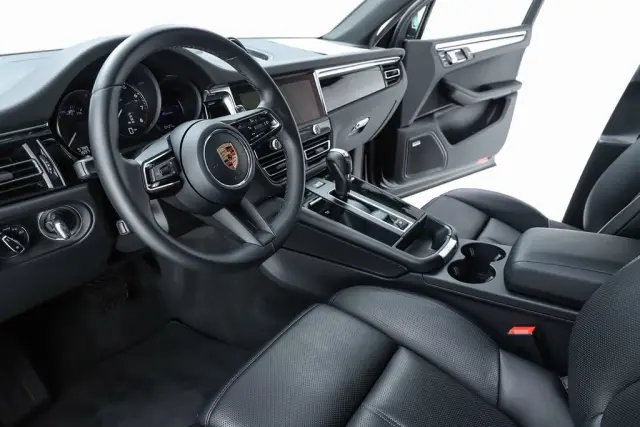 2026 Porsche Macan Base - Photo 30