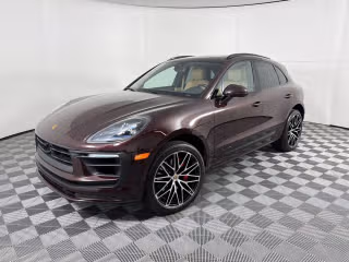 2024 Porsche Macan S's photo