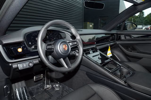 2026 Porsche Panamera Base - Photo 26