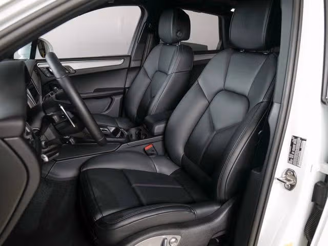 2026 Porsche Macan Base - Photo 35