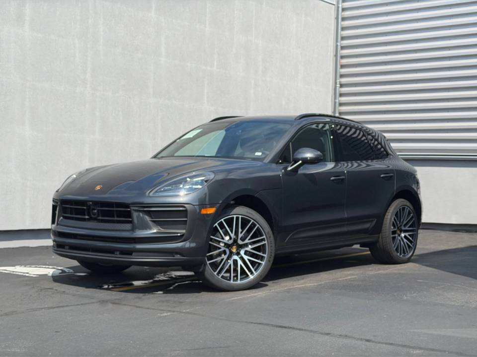2026 Porsche Macan