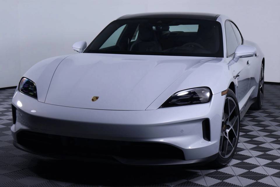 2025 Porsche Taycan
