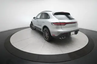 2026 Porsche Macan T - Photo 21