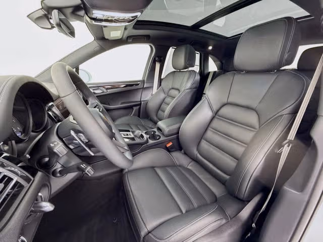 2026 Porsche Macan S - Photo 34