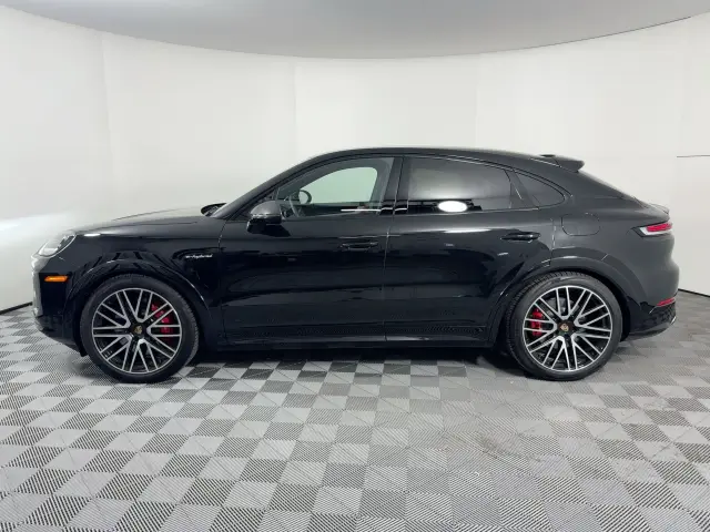 2025 Porsche Cayenne Coup S E-Hybrid - Photo 14