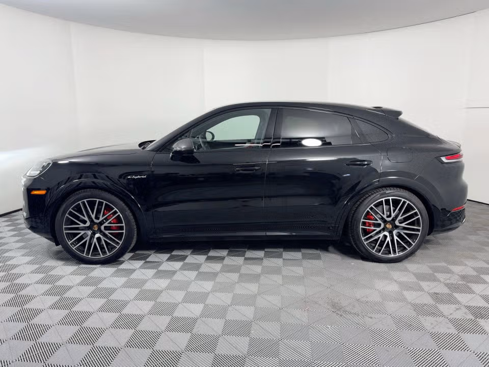 2025 Porsche Cayenne Coup S E-Hybrid - Photo 11