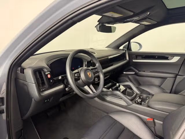 2025 Porsche Cayenne Coup Base - Photo 26