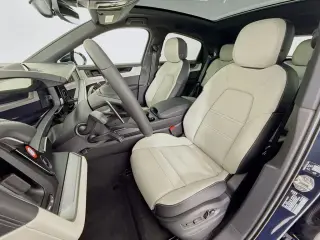 2026 Porsche Cayenne Coup E-Hybrid - Photo 37