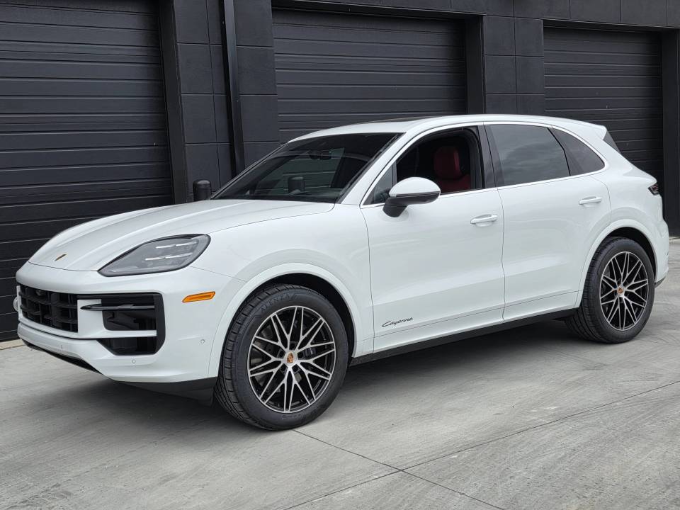 2026 Porsche Cayenne Base