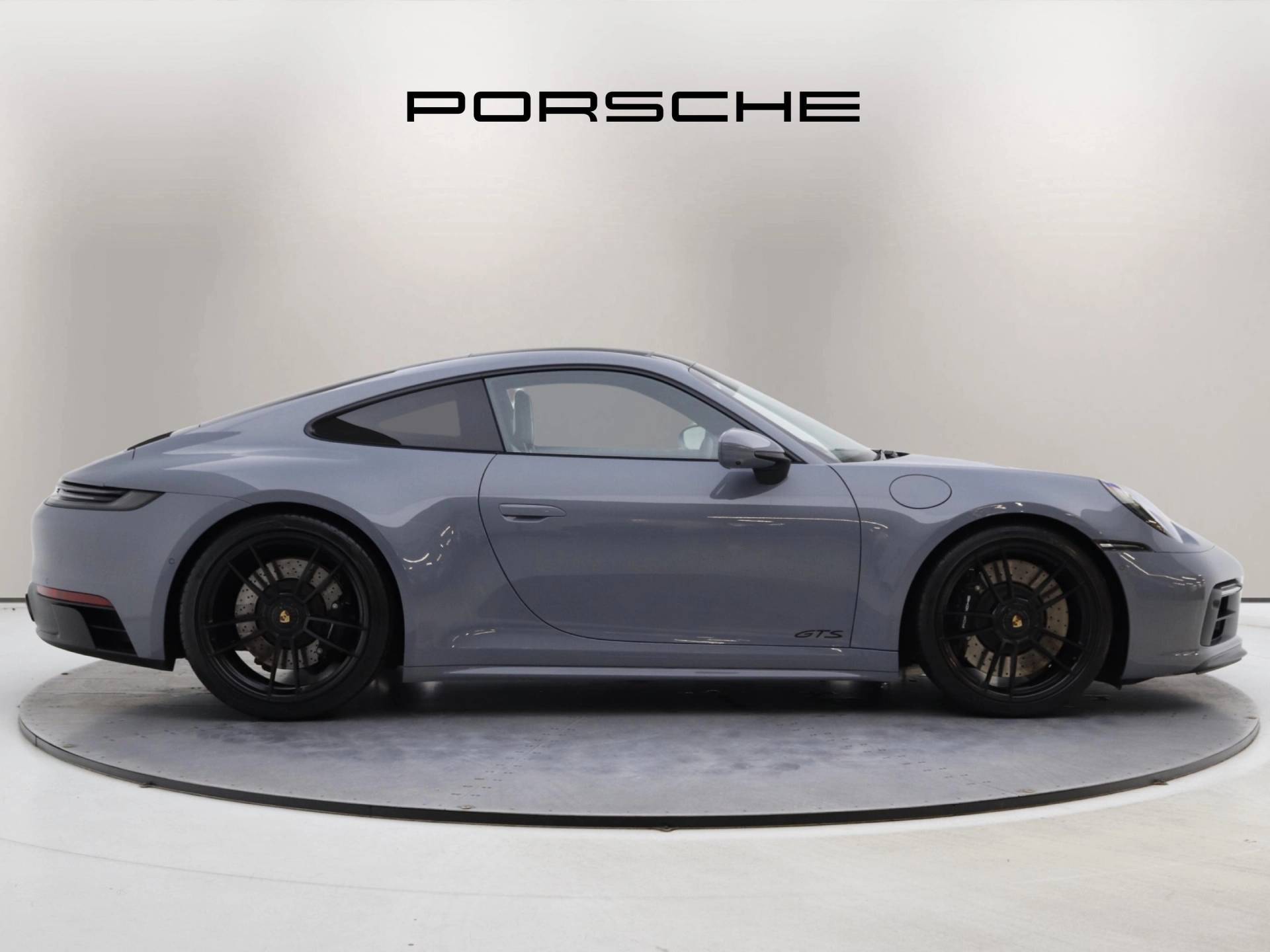 911 Carrera GTS, photo 2 of 42