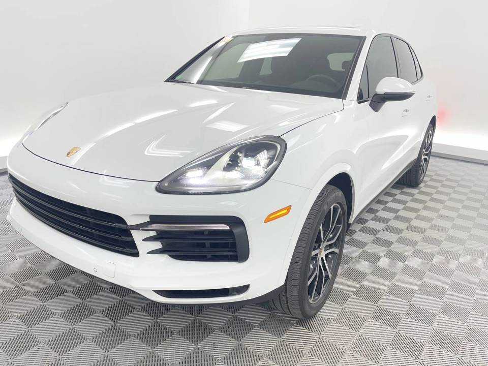 2023 Porsche Cayenne Base