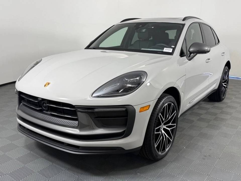 2026 Porsche Macan