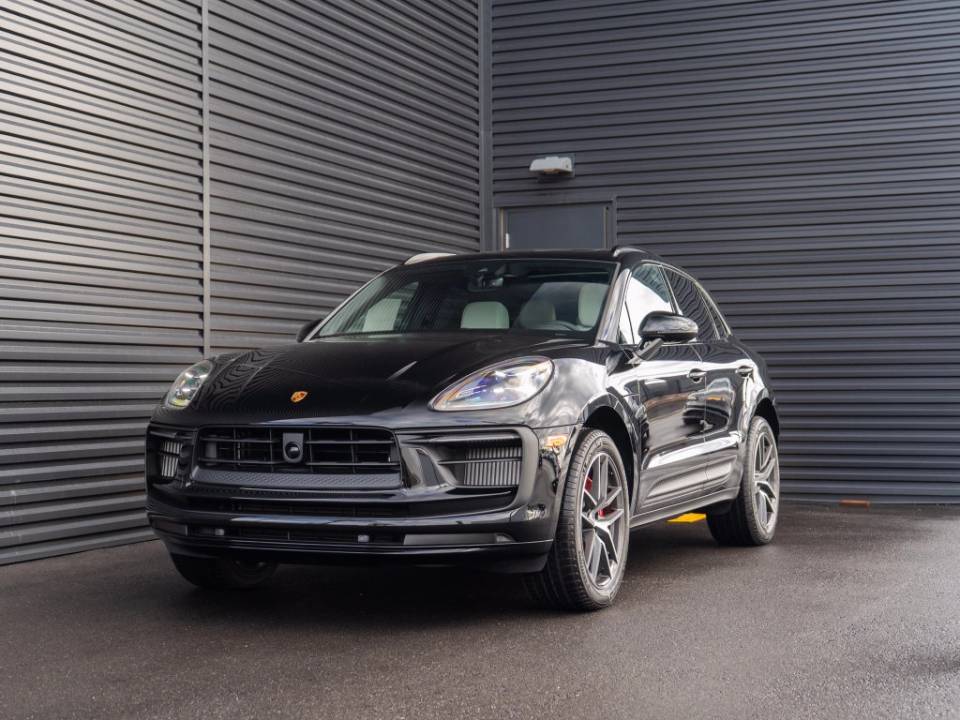 2026 Porsche Macan