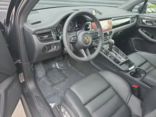 2026 Porsche Macan Base - Photo 29