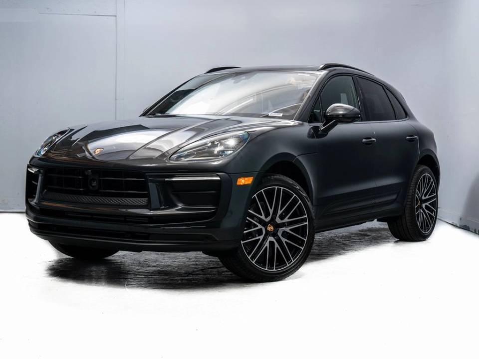 2026 Porsche Macan