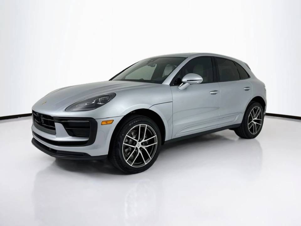 2026 Porsche Macan