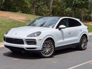 2022 Porsche Cayenne Platinum Edition S's photo