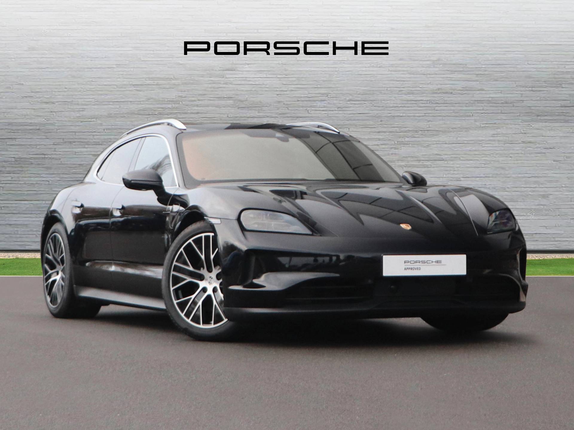 Taycan Sport Turismo, photo 1 of 32