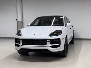 2026 Porsche Cayenne S's photo