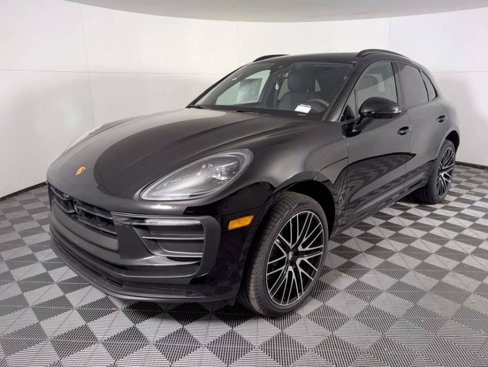 2026 Porsche Macan