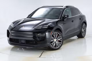 2025 Porsche Macan Macan 4S Electric's photo