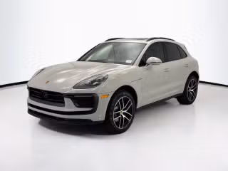 2026 Porsche Macan's photo