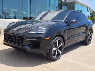 2026 Porsche Cayenne S's photo