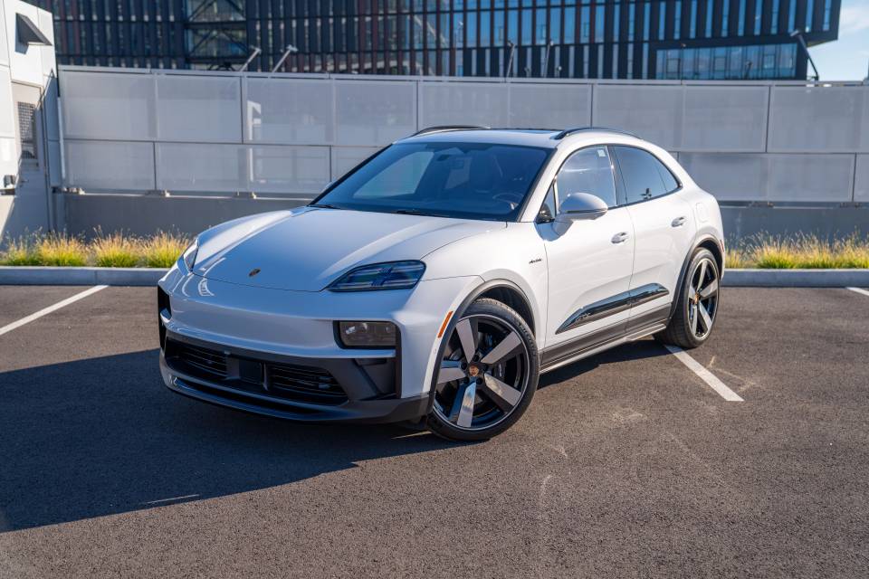 2026 Porsche Macan