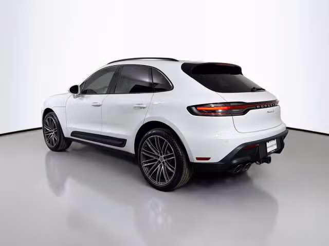 2025 Porsche Macan S - Photo 18