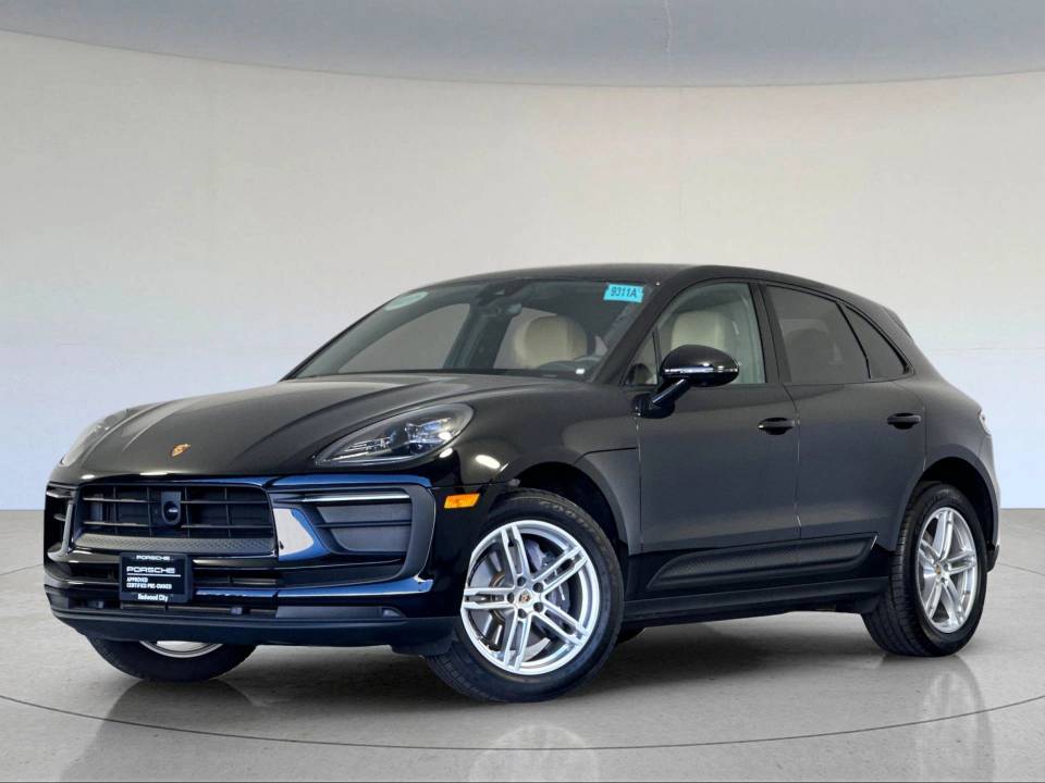 2026 Porsche Macan T