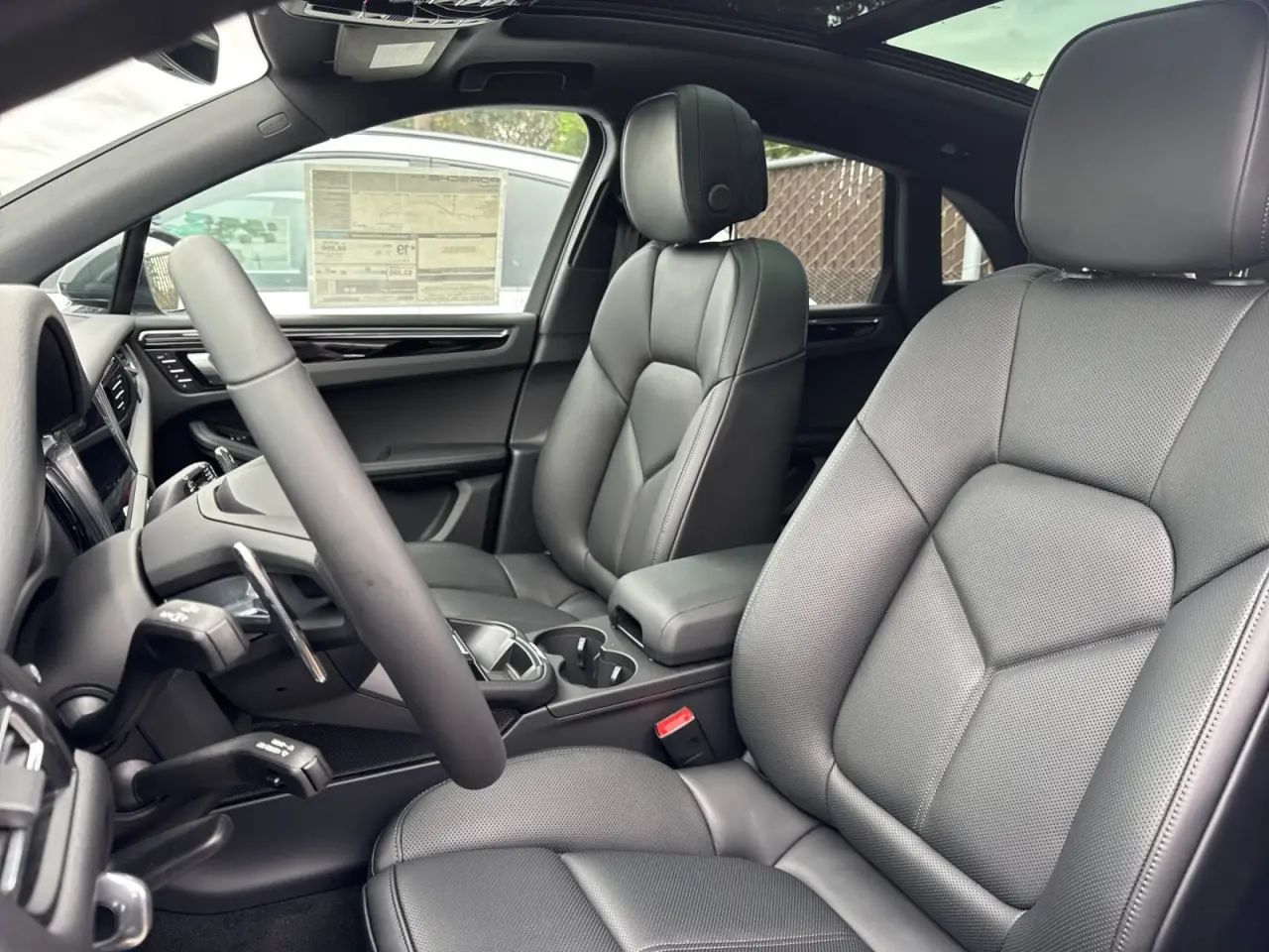 2026 Porsche Macan S - Photo 40