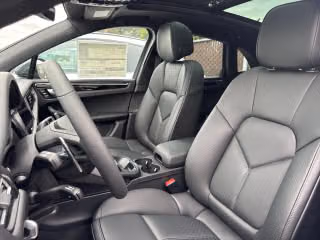 2026 Porsche Macan S - Photo 33