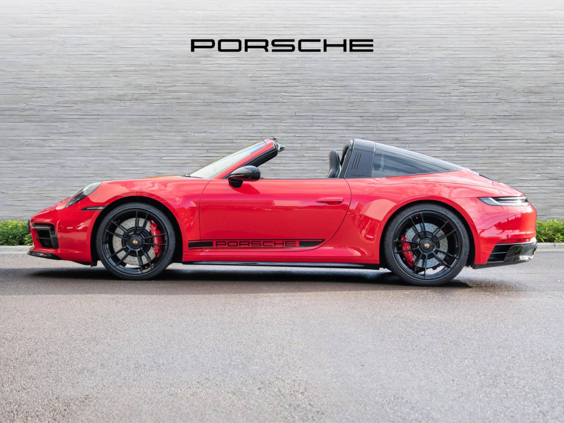 911 Targa 4 GTS, photo 2 of 73