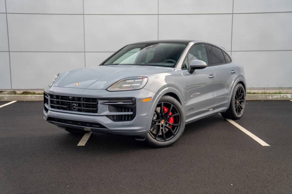 2026 Porsche Cayenne Coup GTS