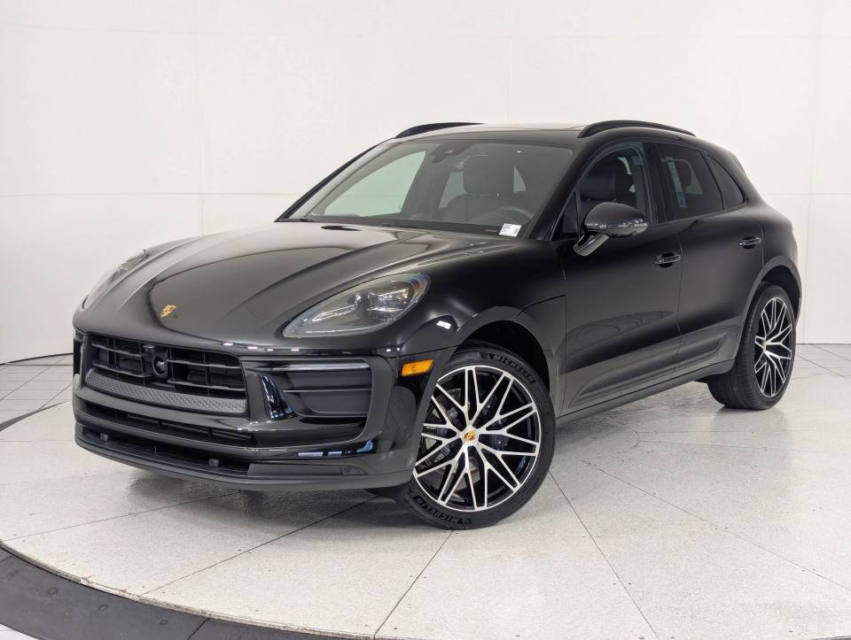 2026 Porsche Macan