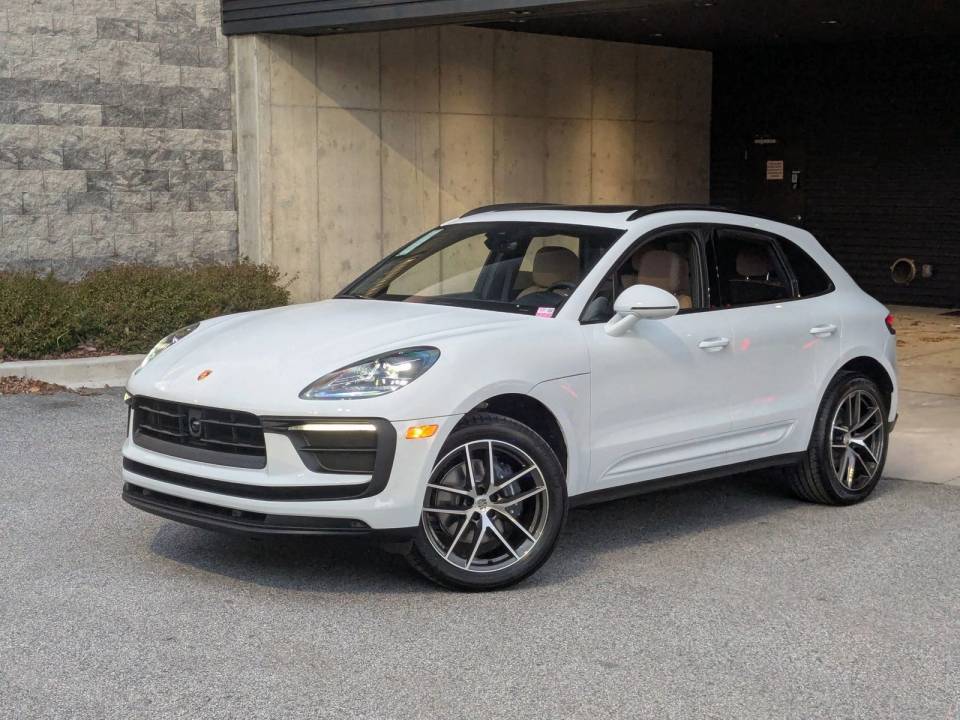 2026 Porsche Macan
